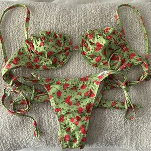 Bananhot Emelie Green Bikini Set